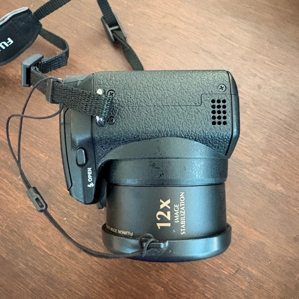 Fujifilm FinePix S1500 10.0MP 12x Zoom Bridge Digital Camera Black Tested - Picture 5 of 9